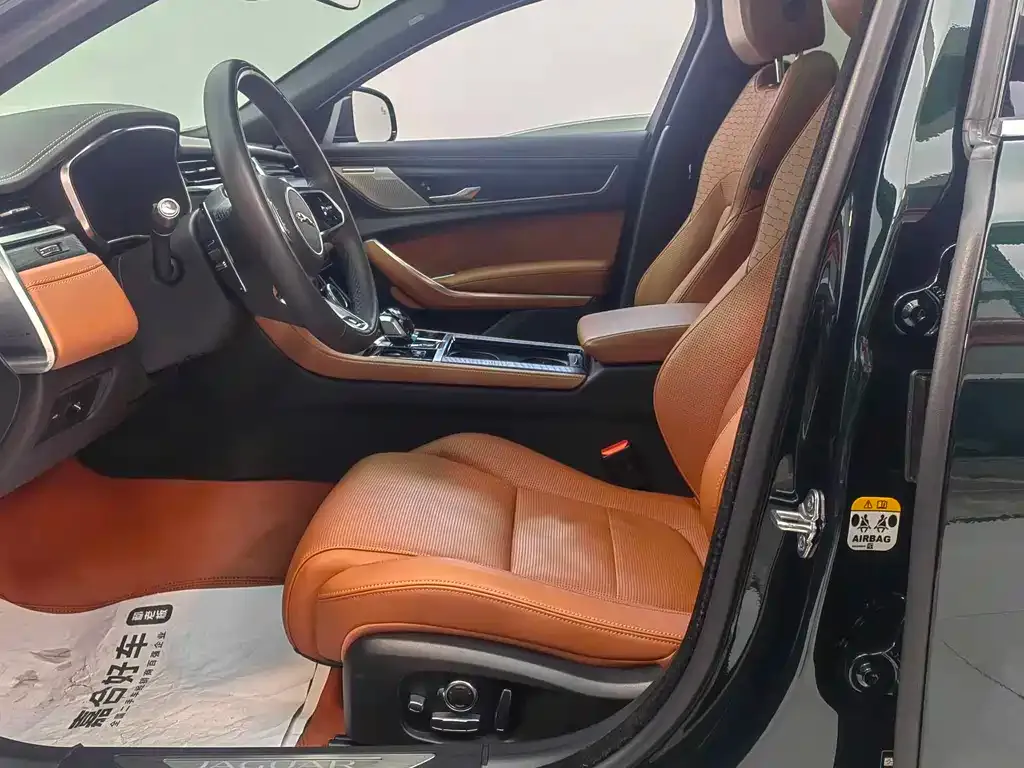 Jaguar XFL 2022 из CN, фото 3