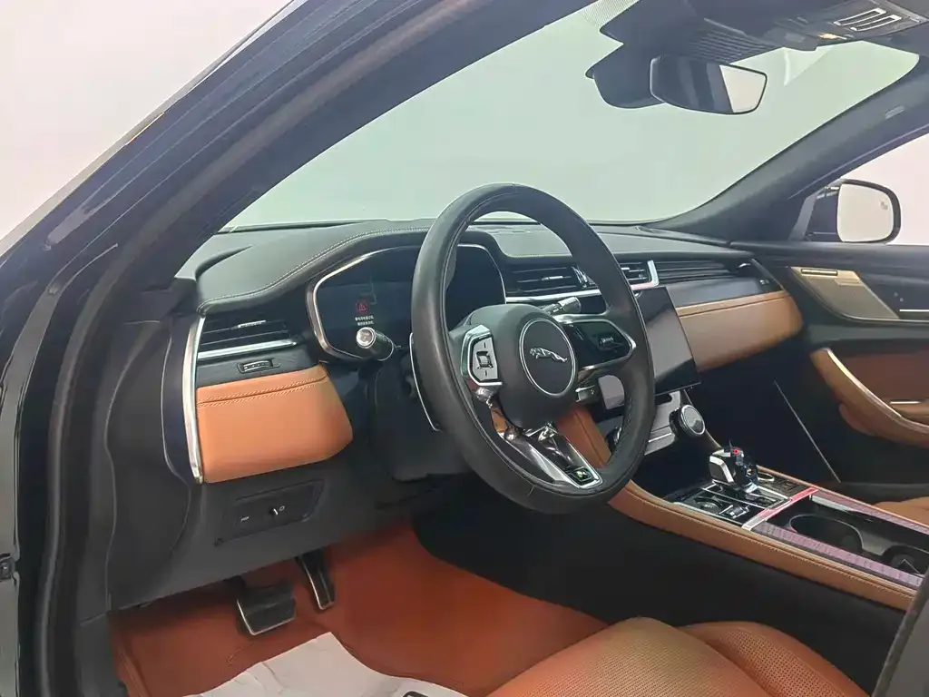 Jaguar XFL 2022 из CN, фото 5
