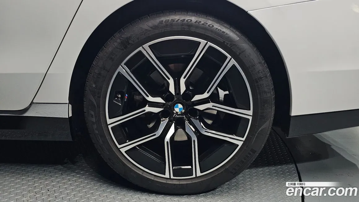 BMW 7-Series 2023 из KR, фото 9