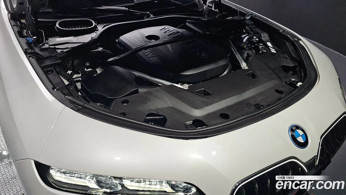 BMW 7-Series 2023 из KR, фото 10