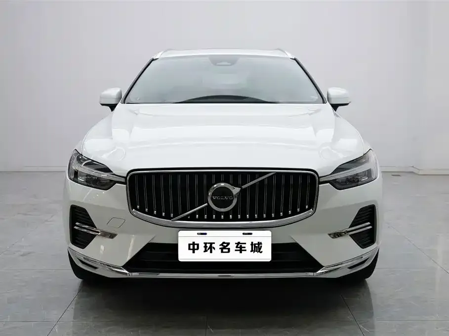 Volvo XC60 — фото 5