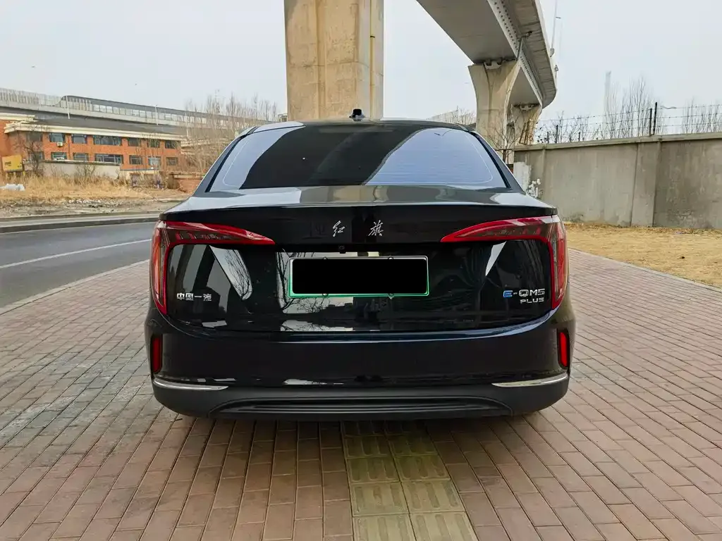 Hongqi E-QM5 — фото 5