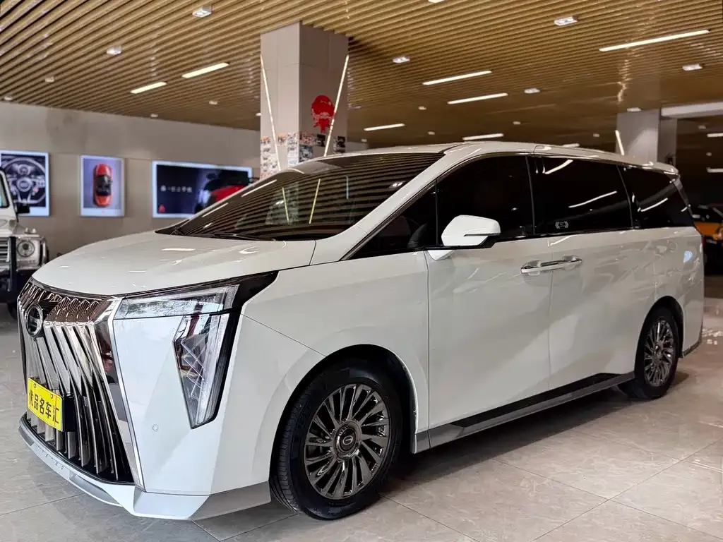 GAC Motor Trumpchi M8 — фото 1
