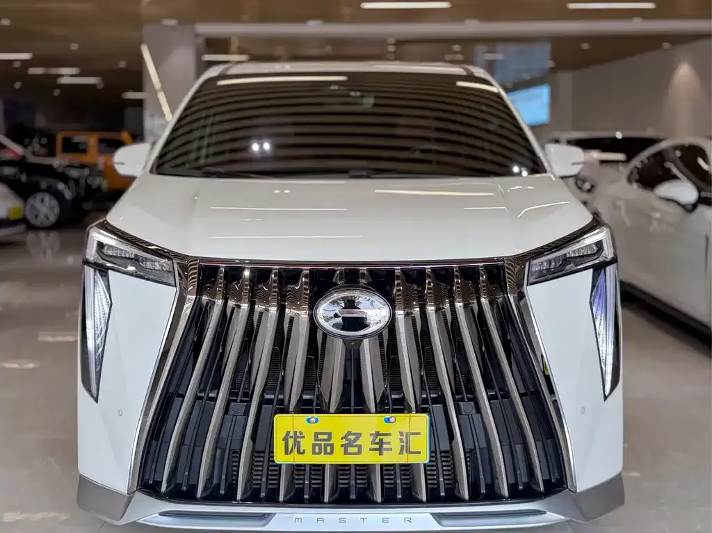 GAC Motor Trumpchi M8 — фото 10
