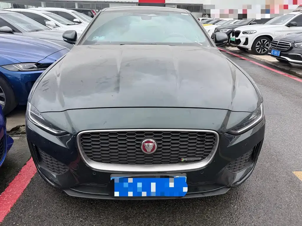 Jaguar XEL — фото 10
