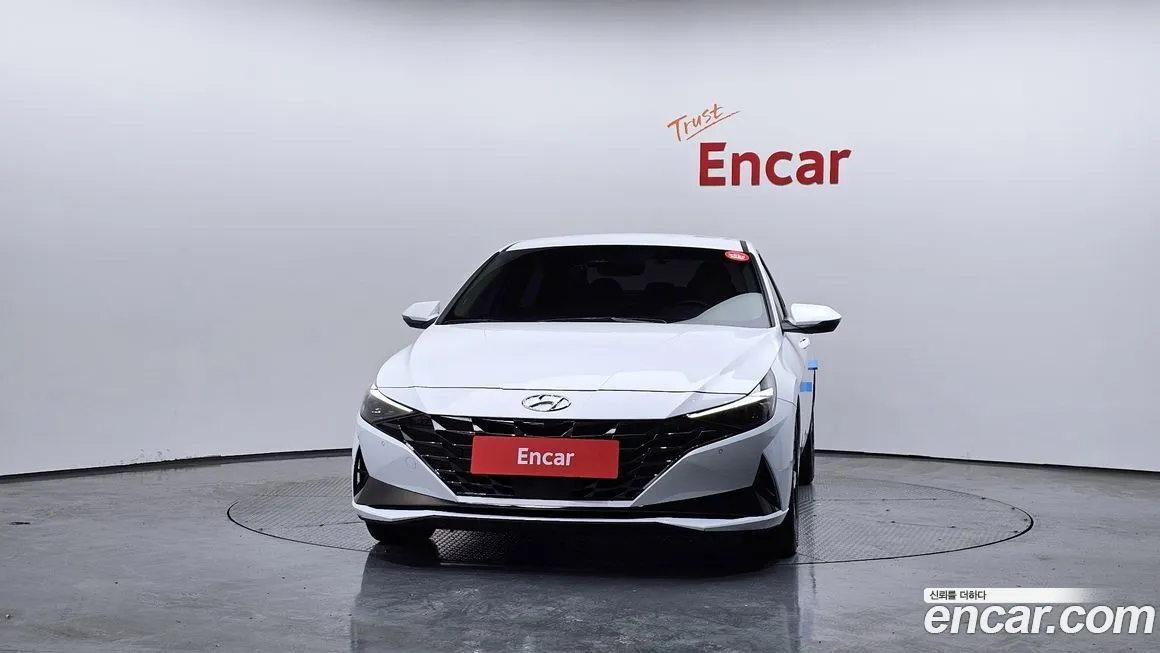 Hyundai AVANTE — фото 2