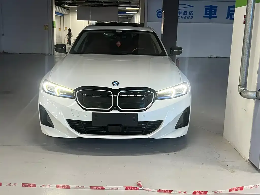 BMW i3 2023 из CN, фото 3