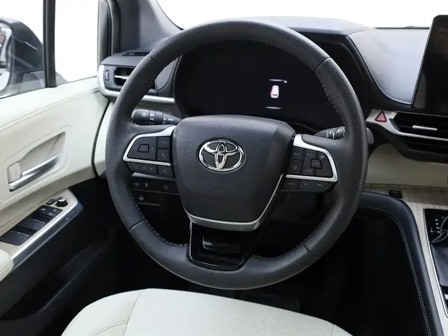 Toyota Sienna 2026 из CN, фото 3