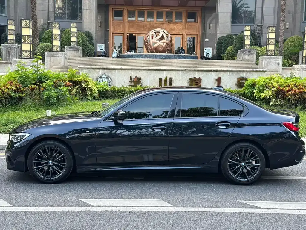 BMW 3 Series 2021 из CN, фото 10