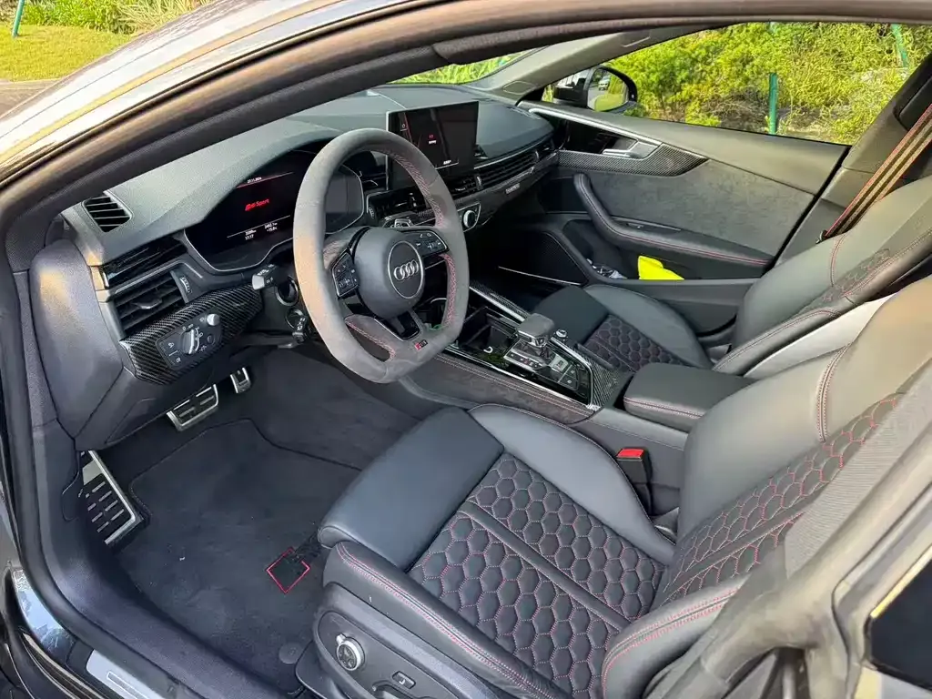 Audi RS 5 2024 из CN, фото 5