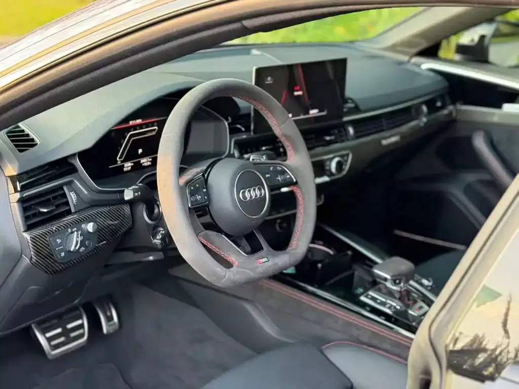 Audi RS 5 2024 из CN, фото 9