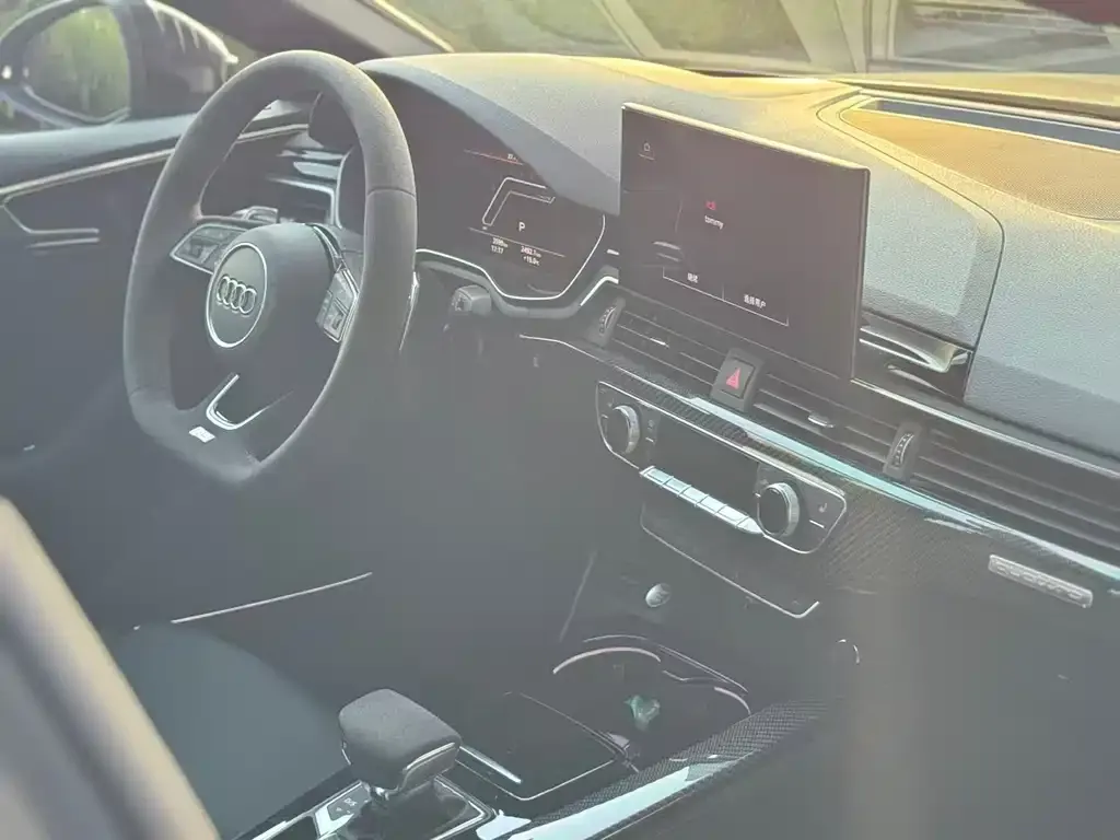 Audi RS 5 2024 из CN, фото 6