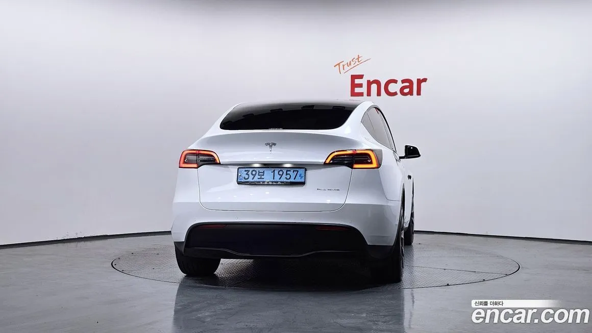 Tesla Model Y 2021 из KR, фото 9