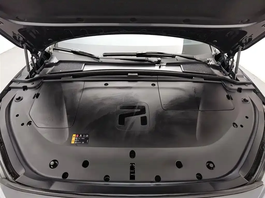 Roewe Feifan R7 2023 из CN, фото 9