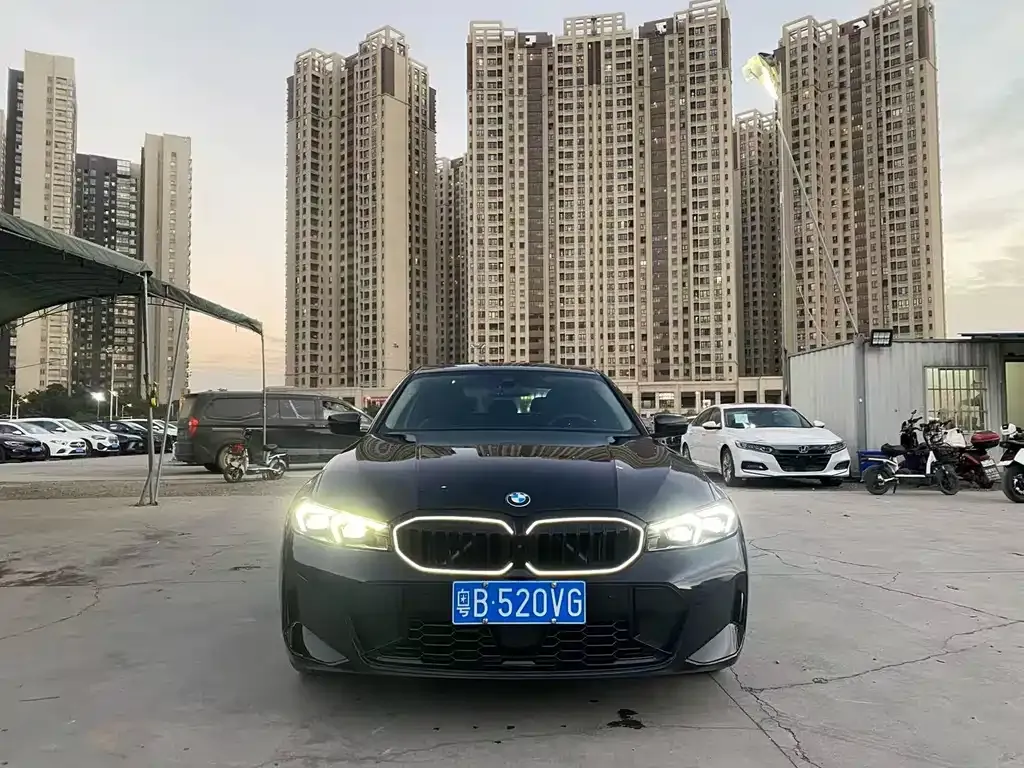 BMW 3 Series — фото 1