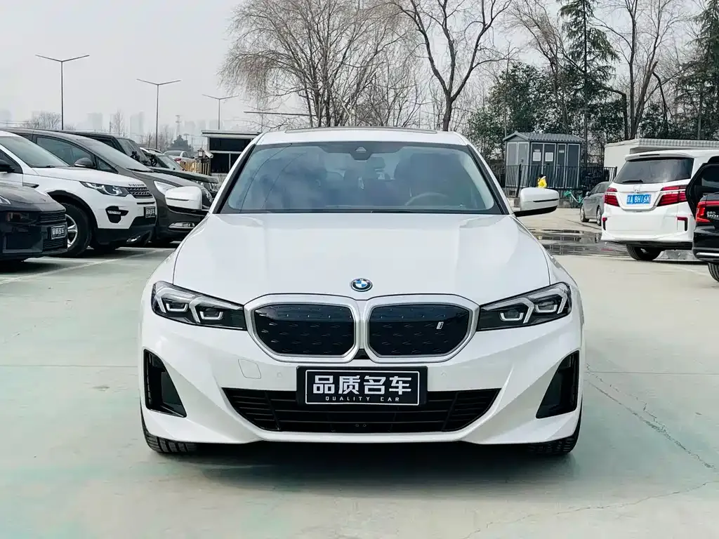 BMW i3 — фото 3