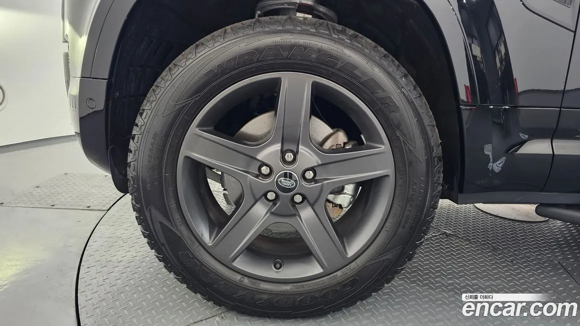 Land Rover Defender 2025 из KR, фото 5