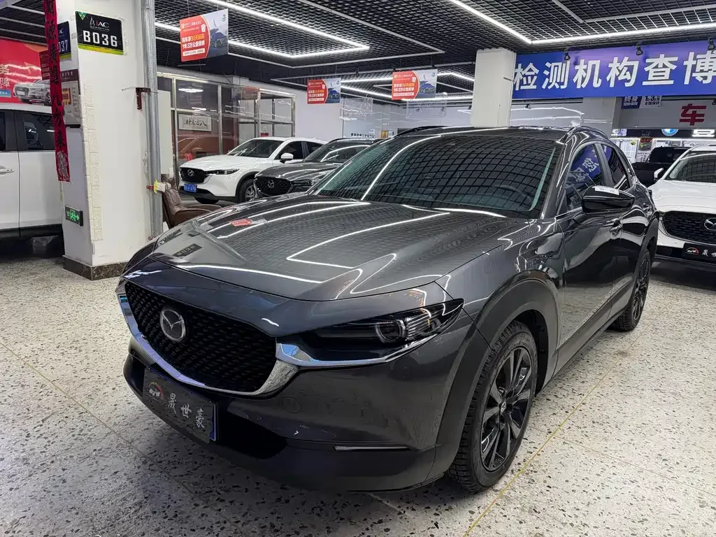 Mazda CX-30 — фото 1
