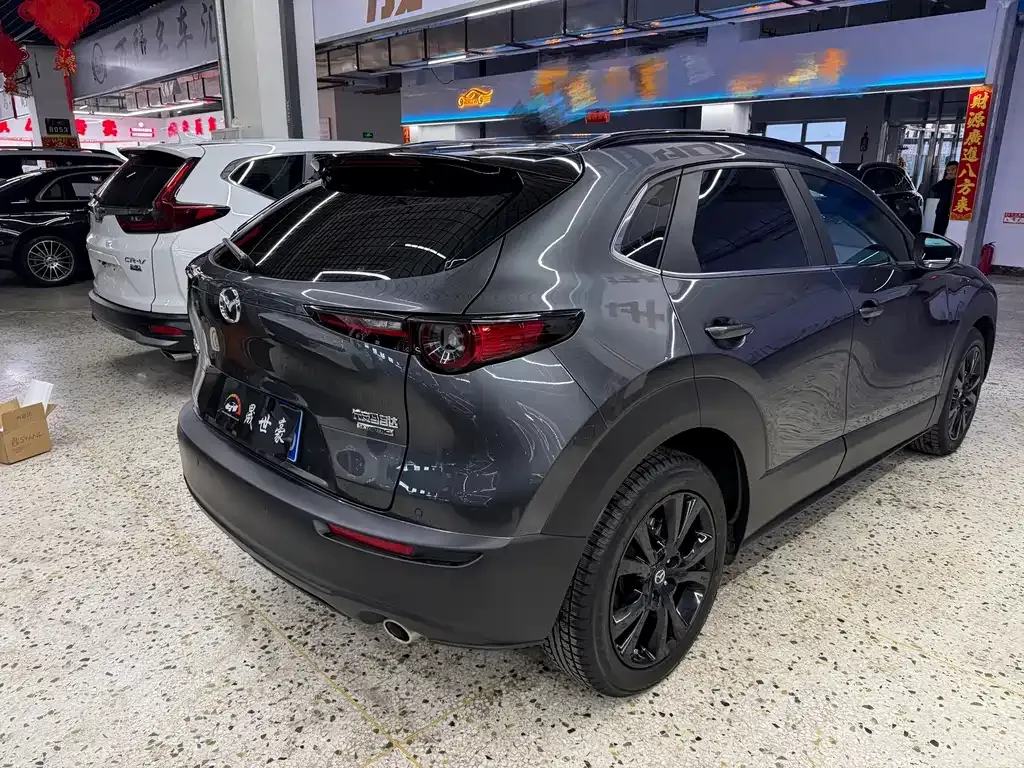 Mazda CX-30 — фото 10