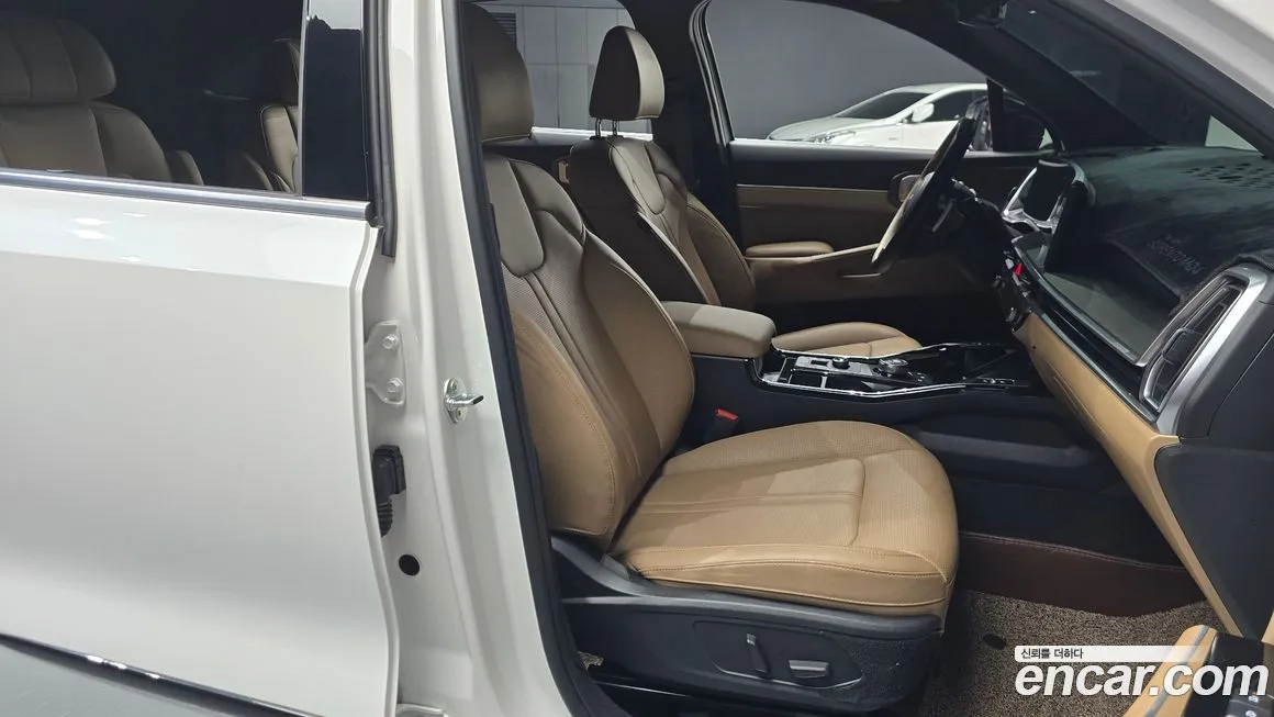 Kia Sorento — фото 9