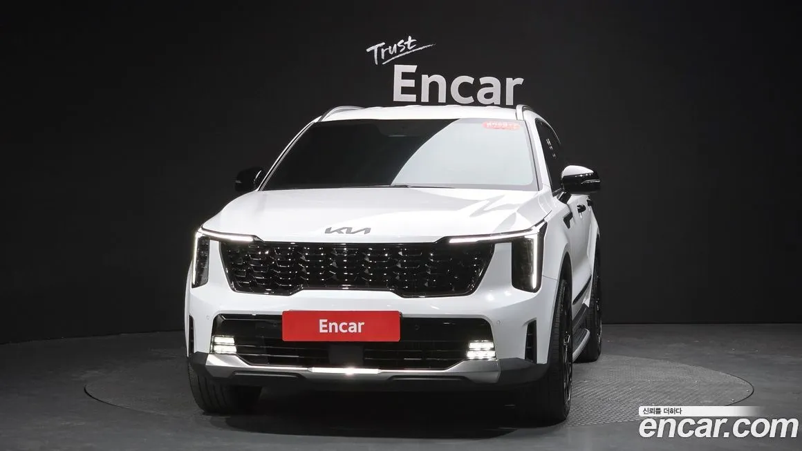 Kia Sorento — фото 7