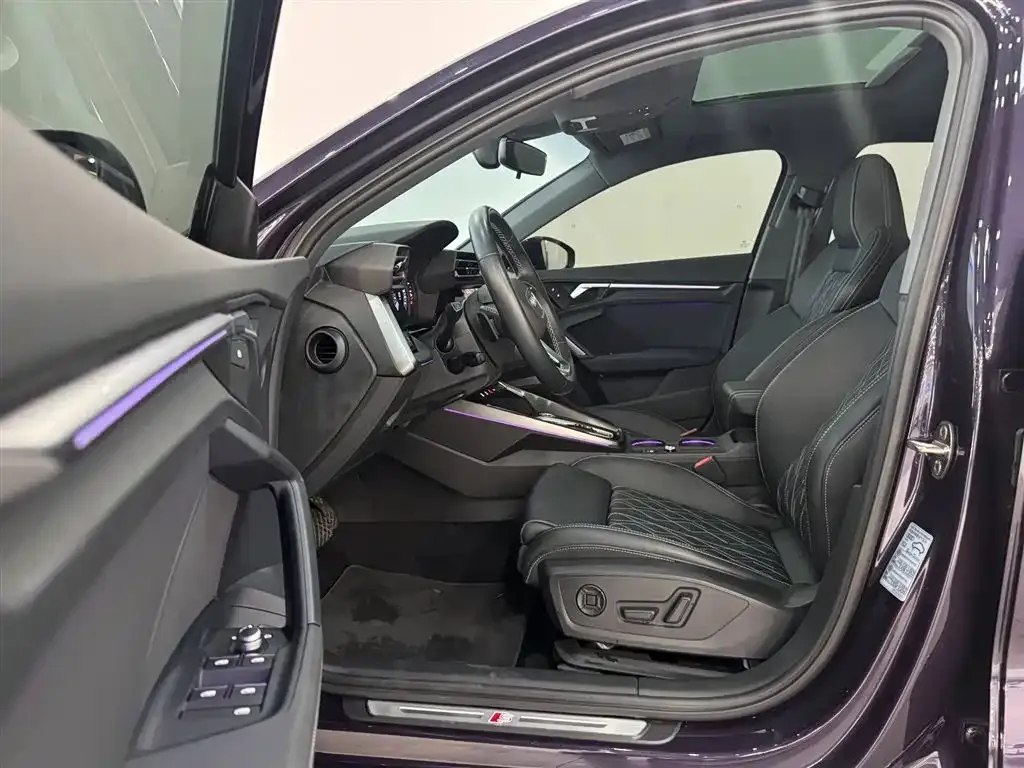 Audi A3 2025 из CN, фото 10