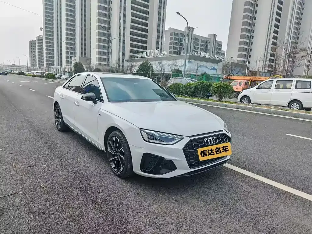Audi A4L 2024 из CN, фото 3