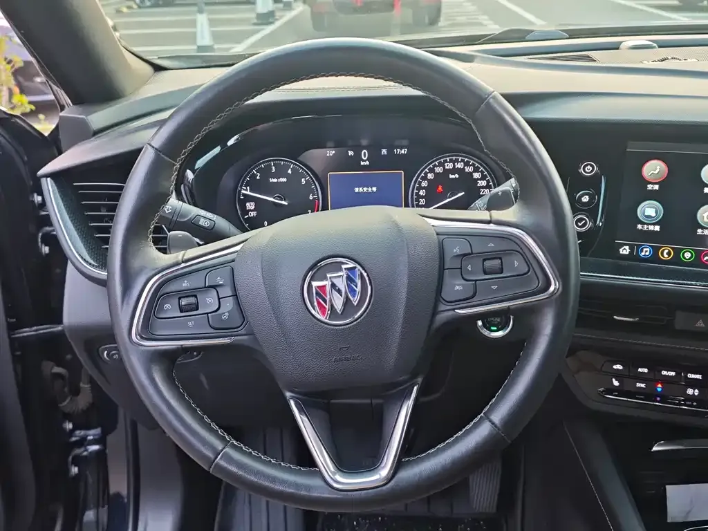Buick Envision Plus — фото 5