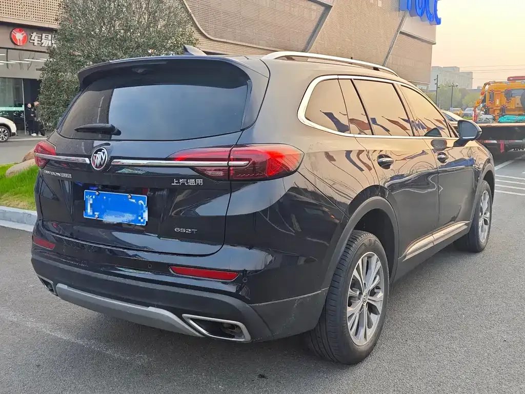 Buick Envision Plus — фото 9