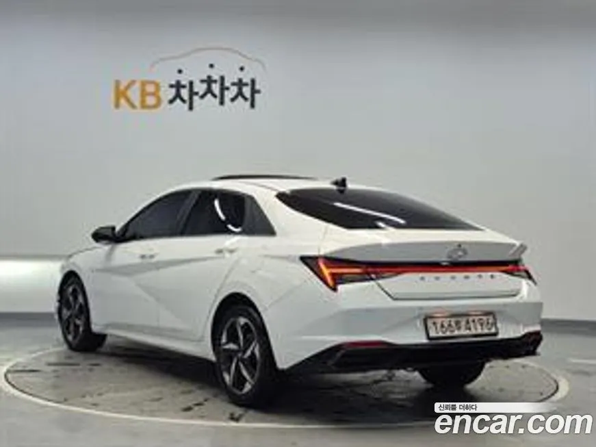 Hyundai AVANTE — фото 7