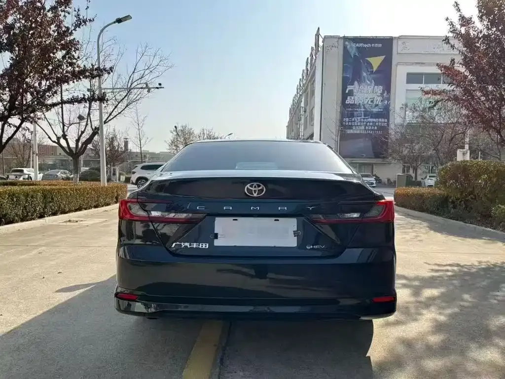 Toyota Camry 2024 из CN, фото 4