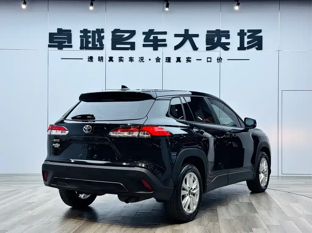 Toyota Corolla Cross 2023 из CN, фото 2