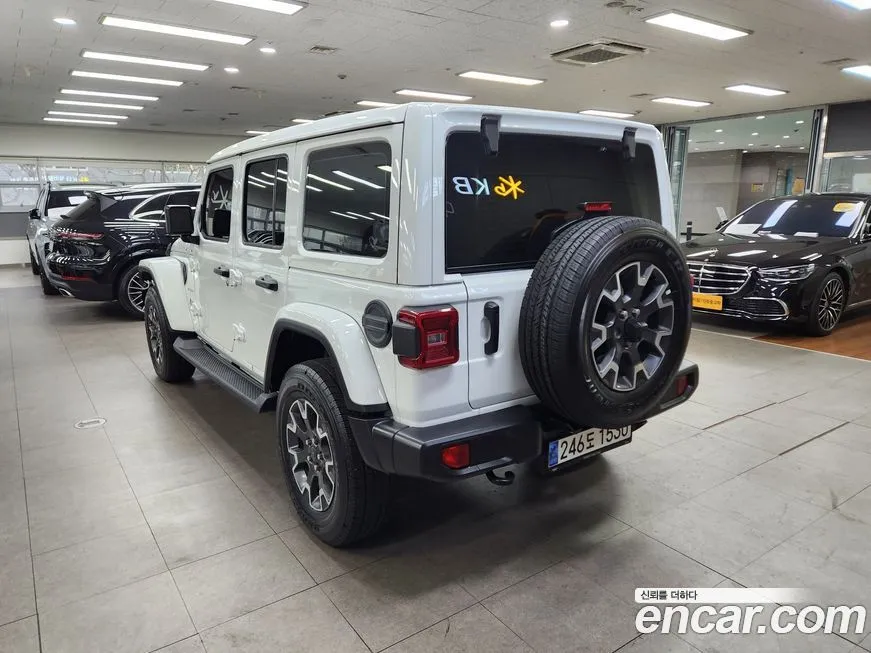 Jeep Wrangler 2024 из KR, фото 10