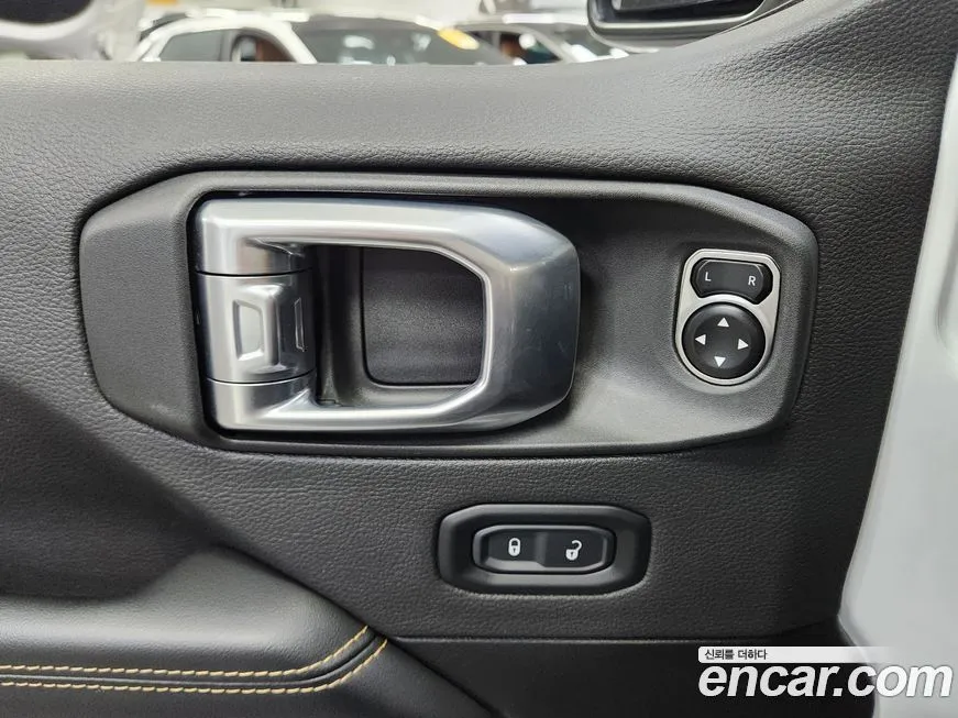 Jeep Wrangler 2024 из KR, фото 4