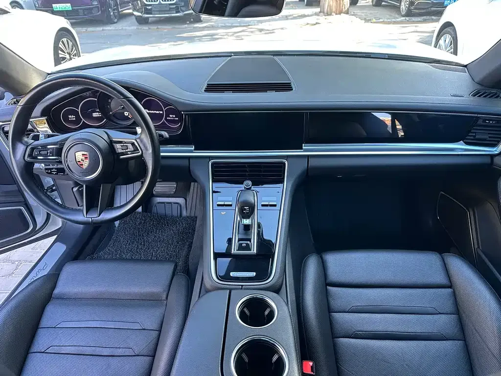 Porsche Panamera 2023 из CN, фото 10