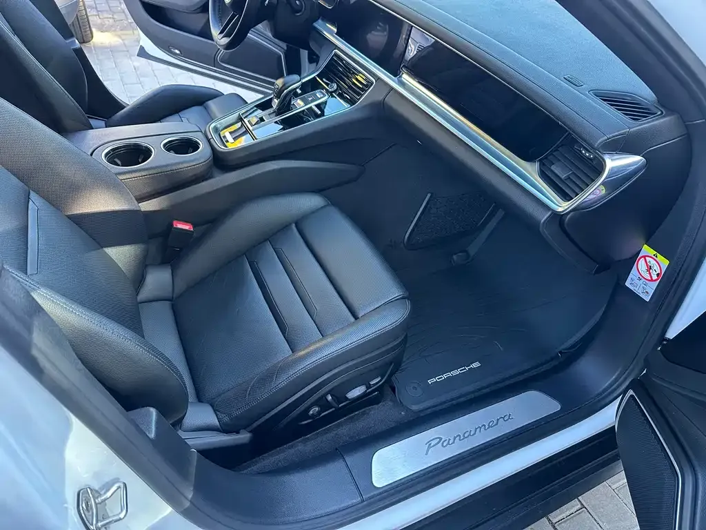 Porsche Panamera 2023 из CN, фото 7
