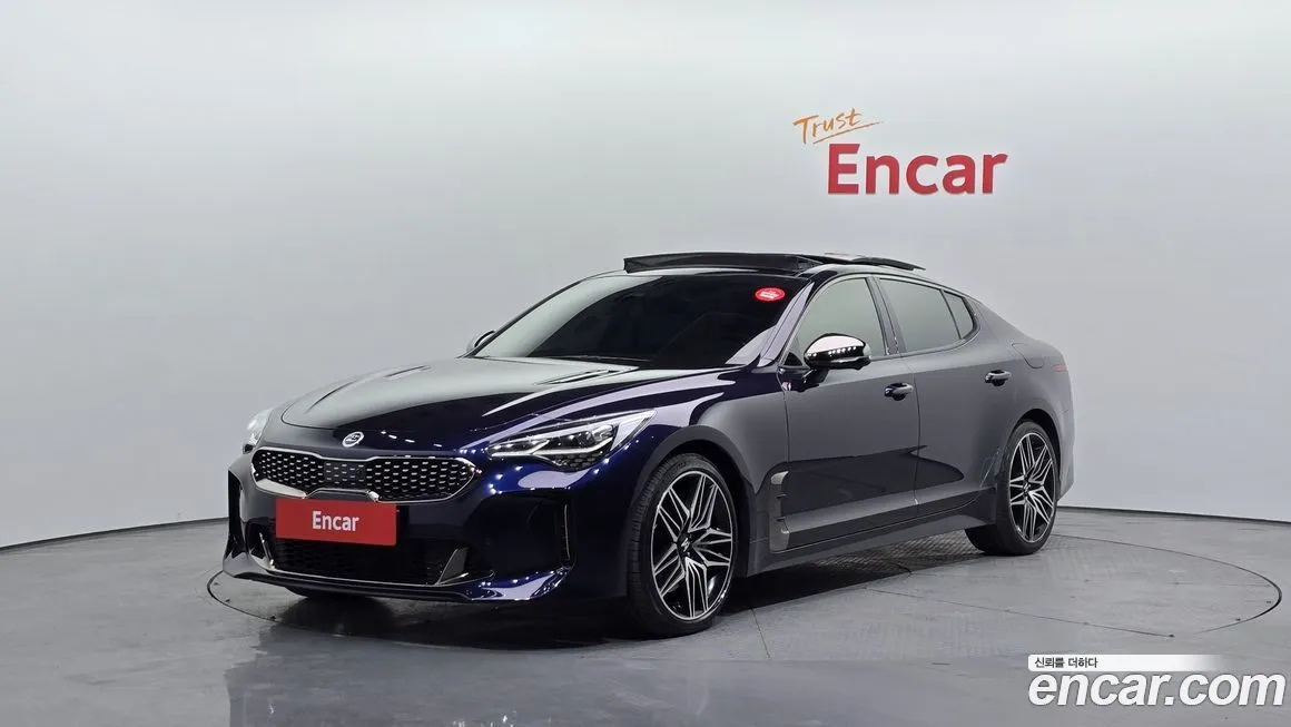 Kia Stinger — фото 1
