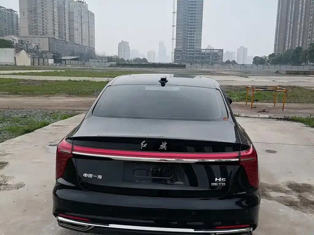 Hongqi H5 — фото 7