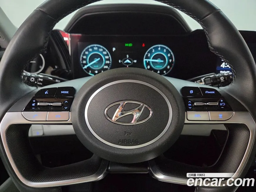 Hyundai AVANTE — фото 8