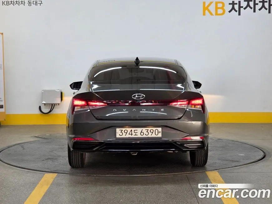 Hyundai AVANTE — фото 4