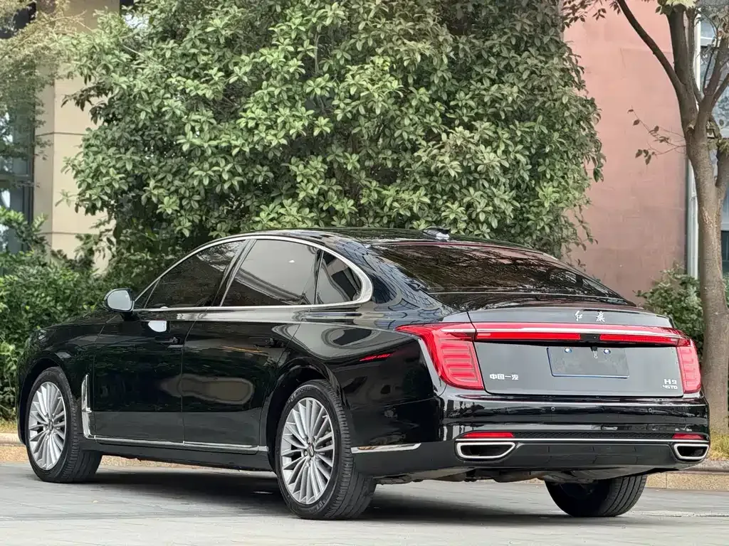 Hongqi H9 — фото 3