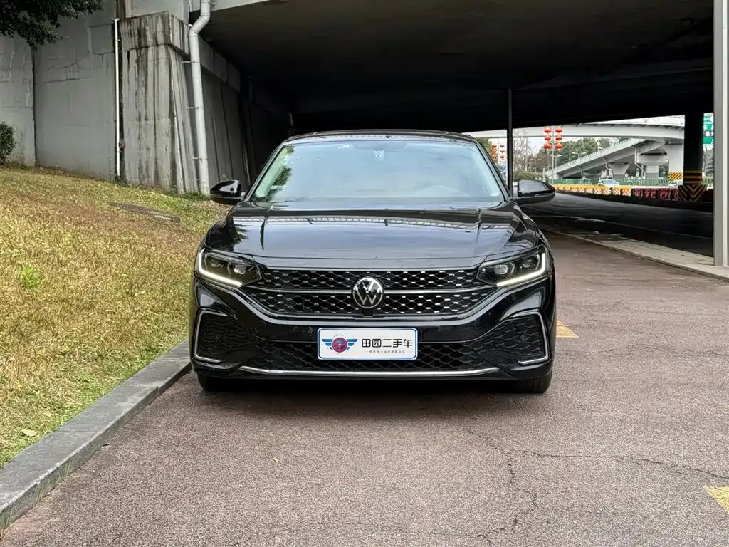 Volkswagen Passat — фото 3