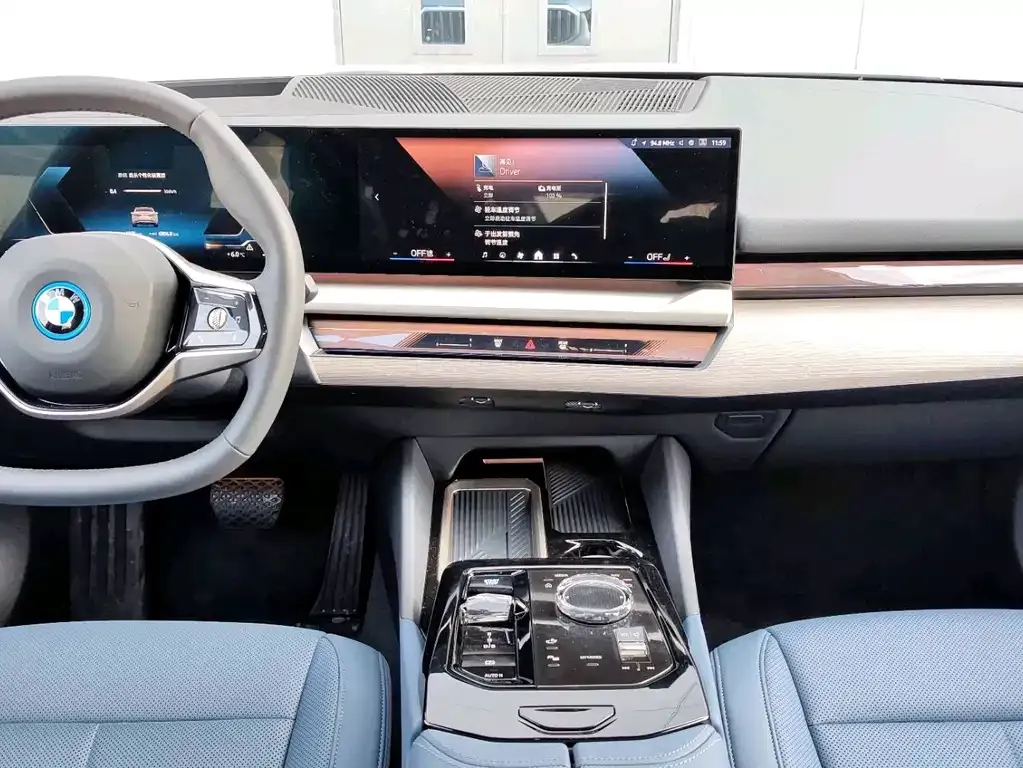 BMW i5 2025 из CN, фото 6