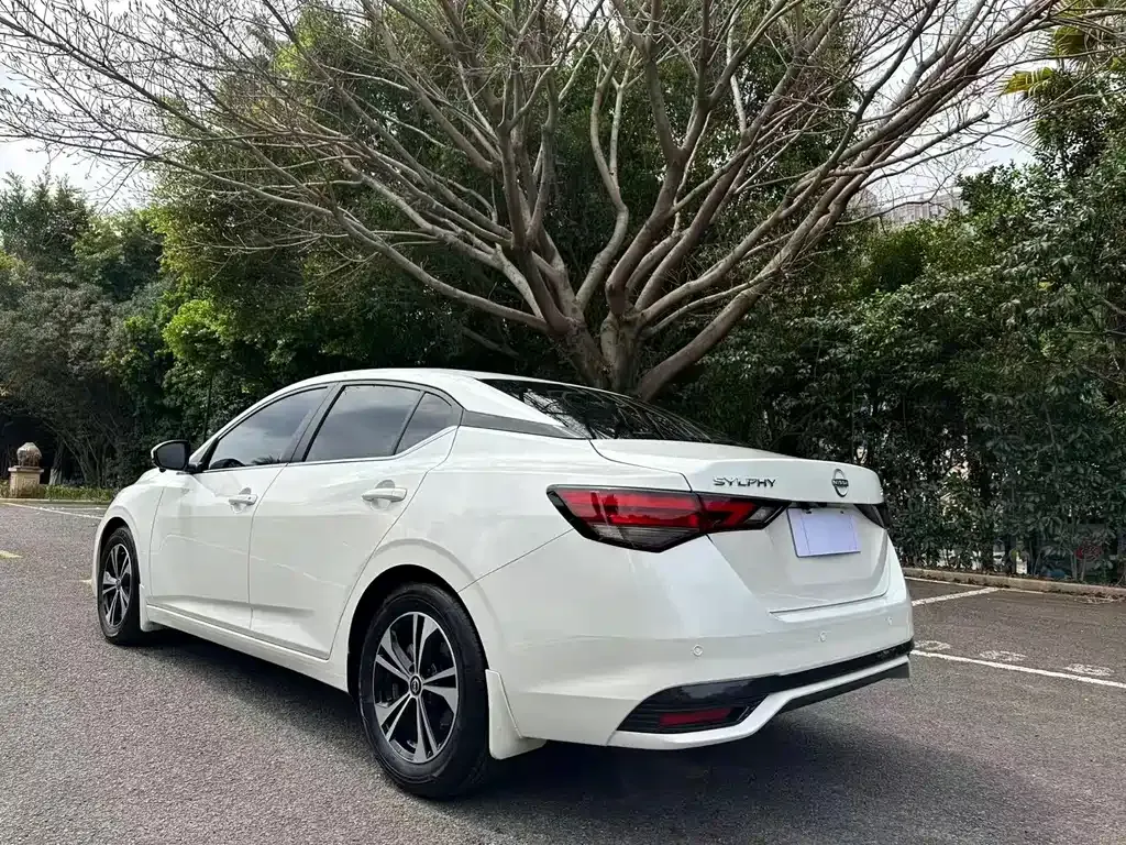 Nissan Sylphy — фото 5