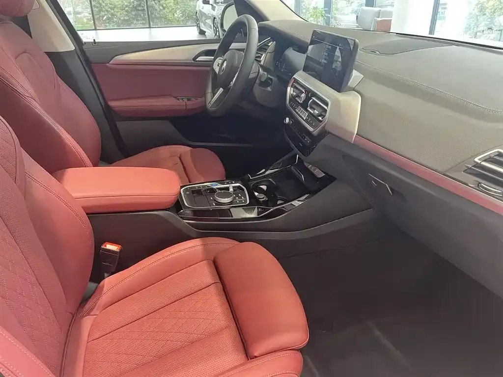 BMW iX3 2025 из CN, фото 4