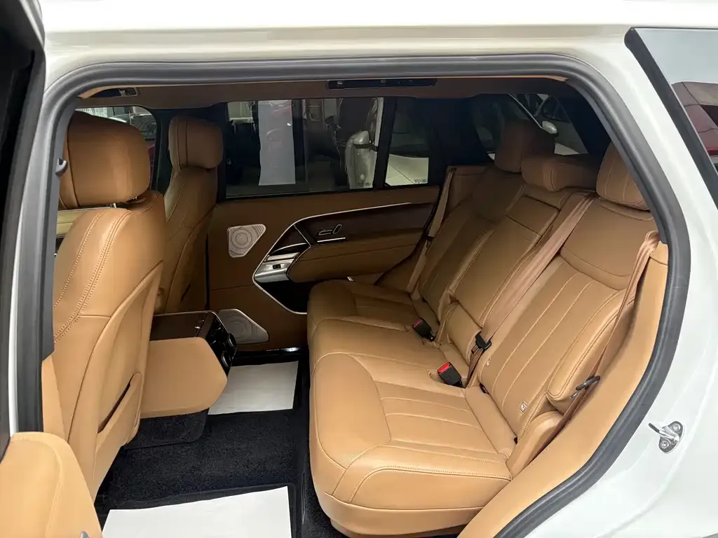 Land Rover Range Rover 2025 из CN, фото 7