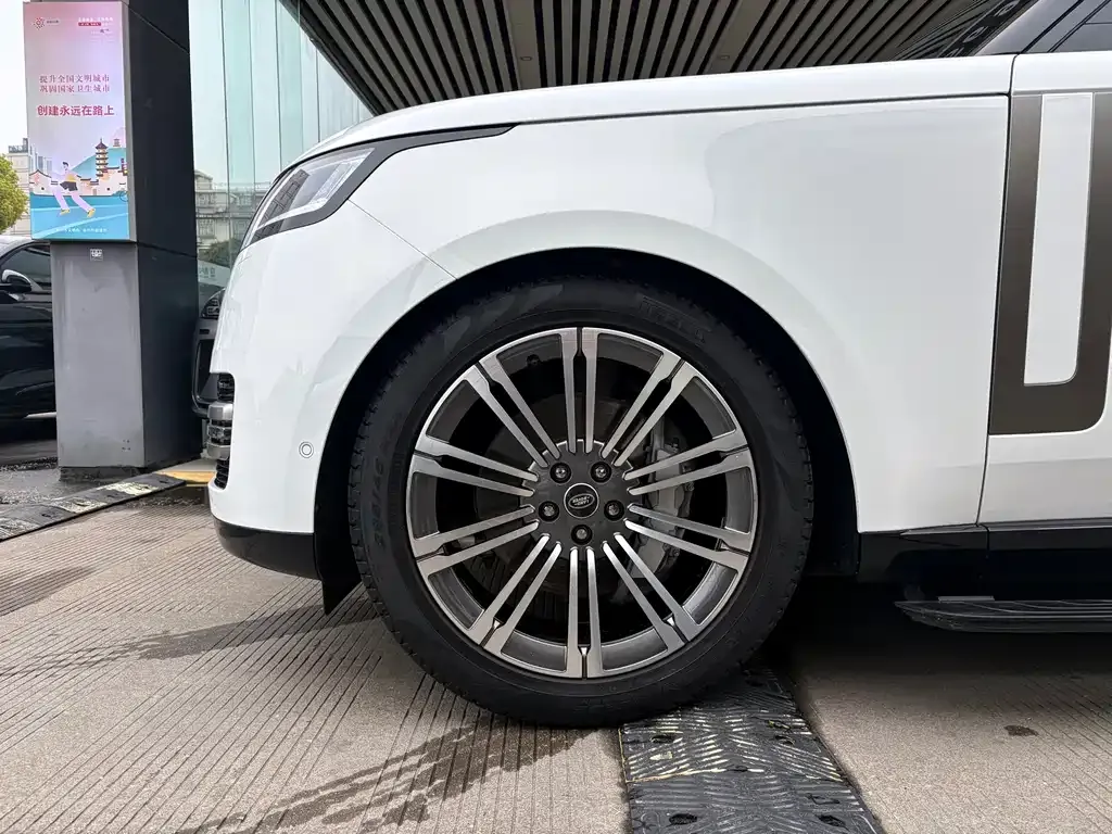 Land Rover Range Rover 2025 из CN, фото 5