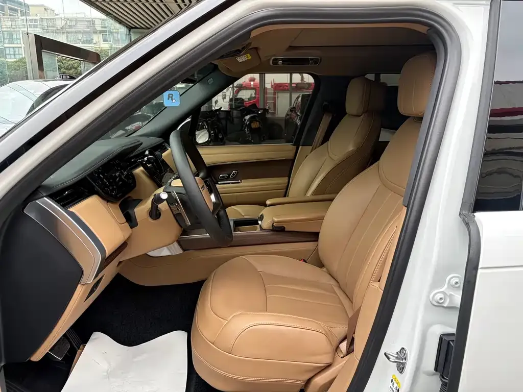 Land Rover Range Rover 2025 из CN, фото 4