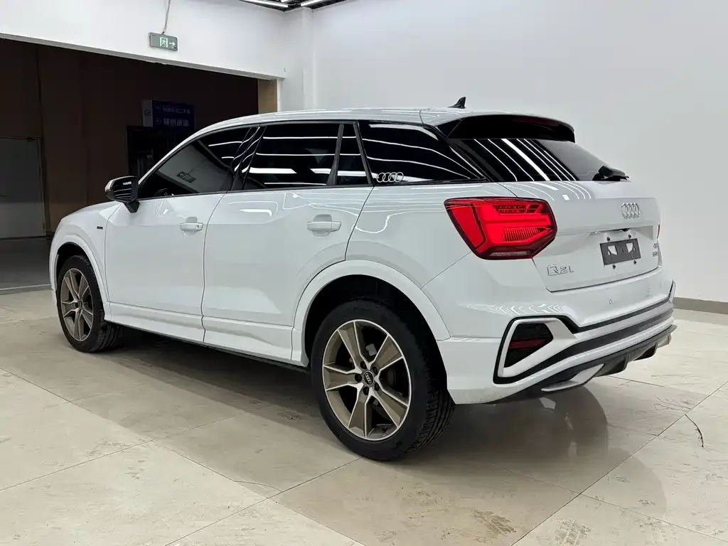 Audi Q2L 2022 из CN, фото 7