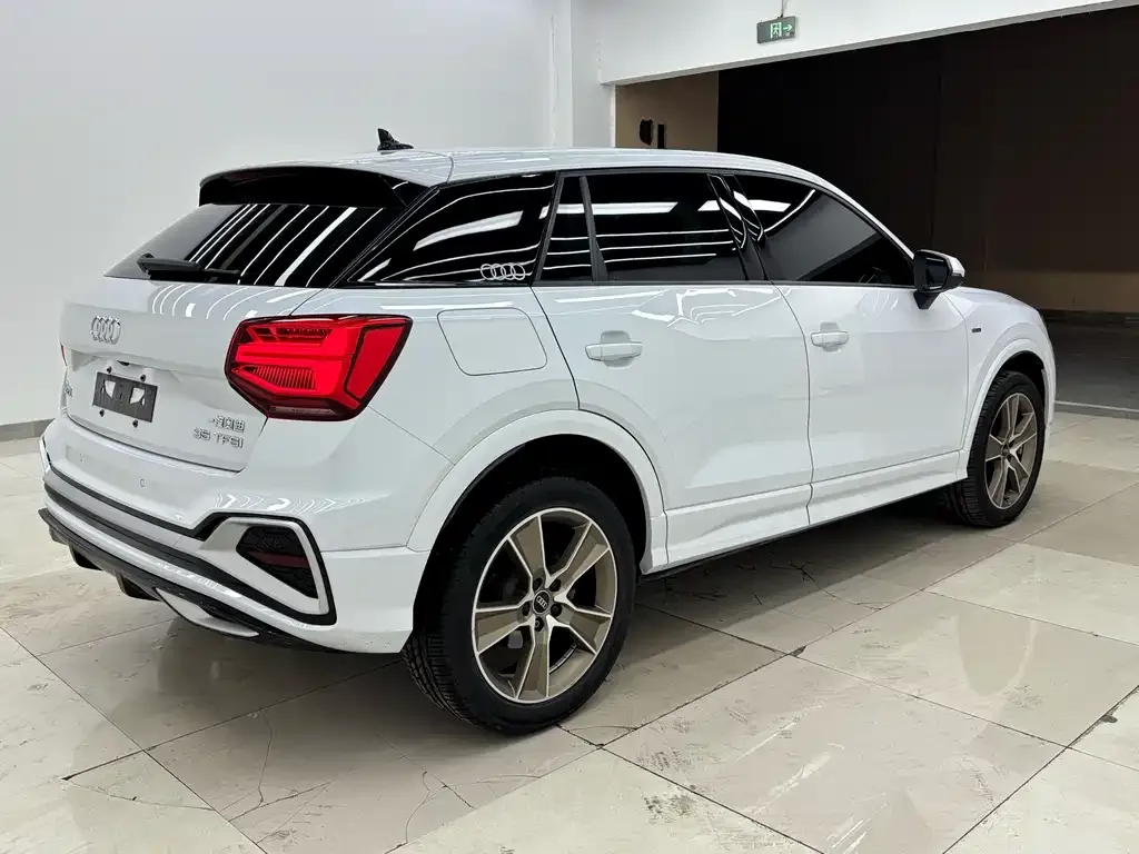 Audi Q2L 2022 из CN, фото 10